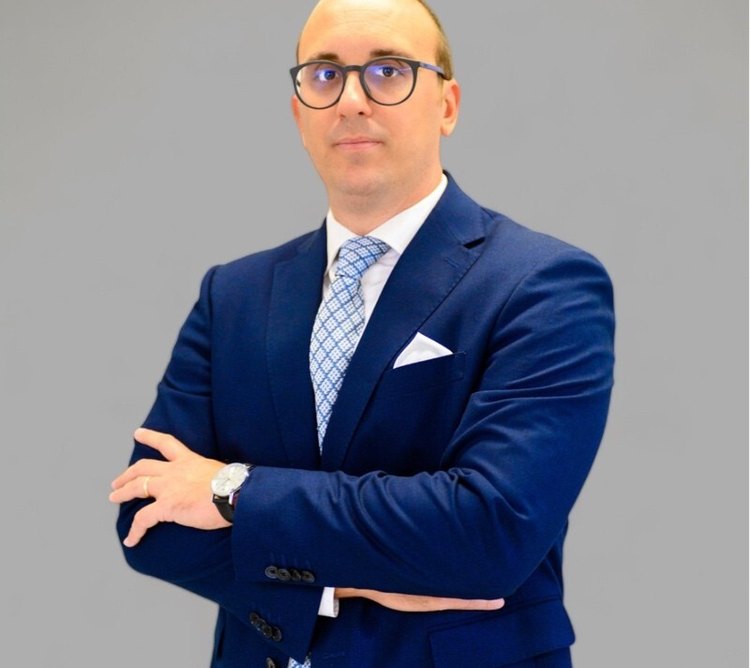 Mirko La Porta, Senior Chartered Accountant